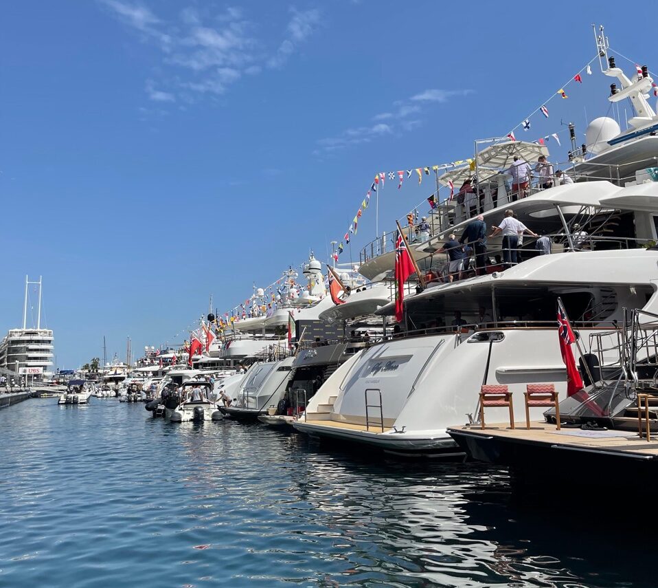 F1 – private Yacht